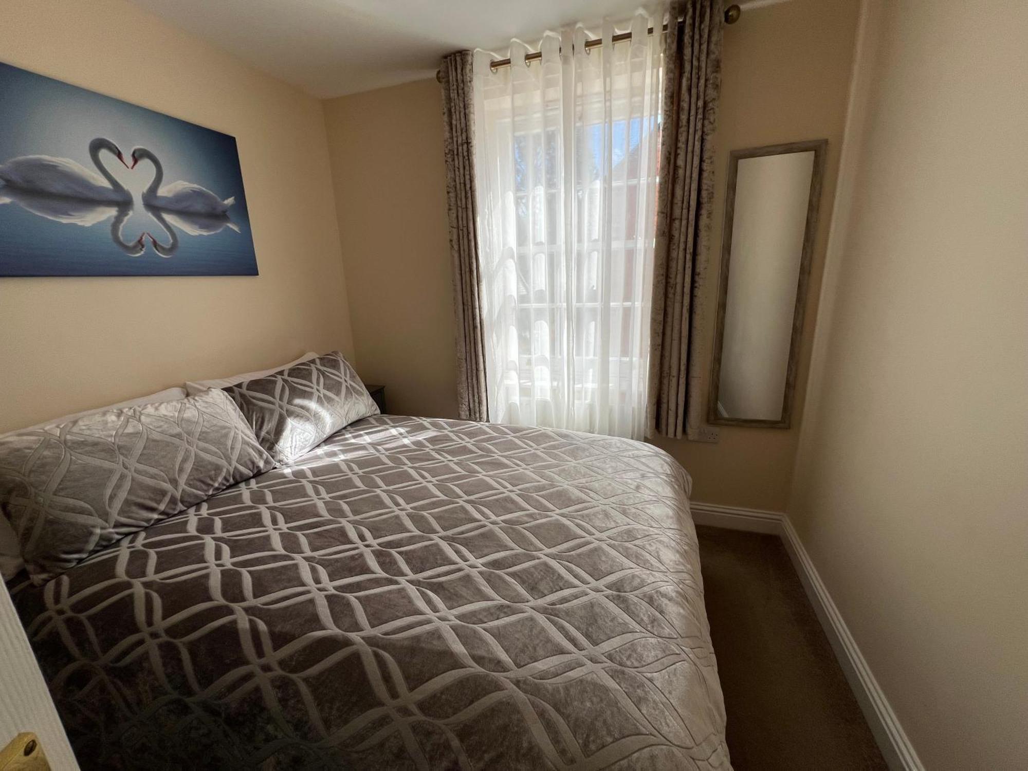 Glastonbury High Street Sanctuary- 2 Bd, Sleeps 4 Екстер'єр фото